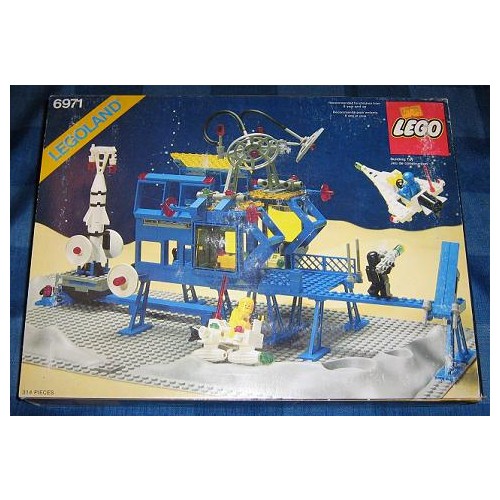 Inter-Galactic Command Base - Lego Legoland